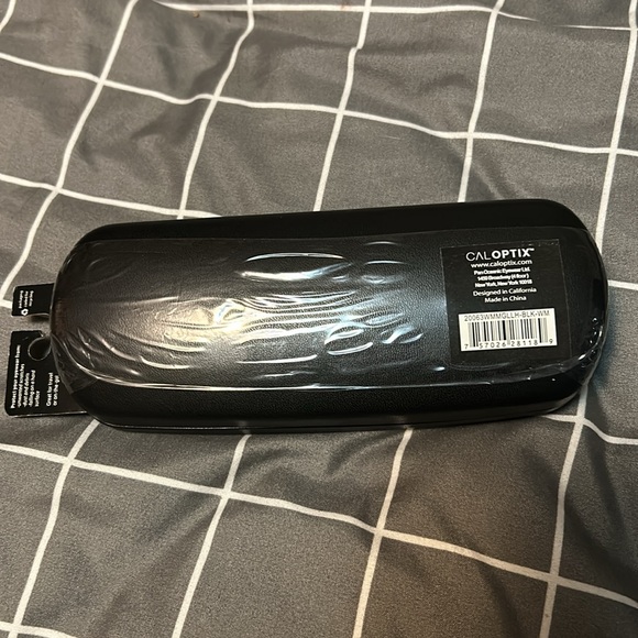 NWT Ray Ban STYLE sunglasses w/ case (not actual Ray Bans) - Picture 7 of 7